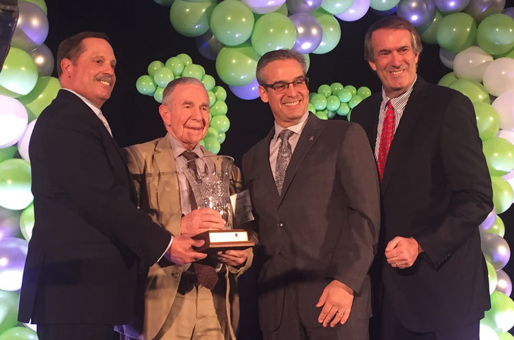 Dr. Eugene Schiff Wins Lifetime Achievement Award