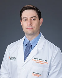 headshot of Grigoriy Rapoport