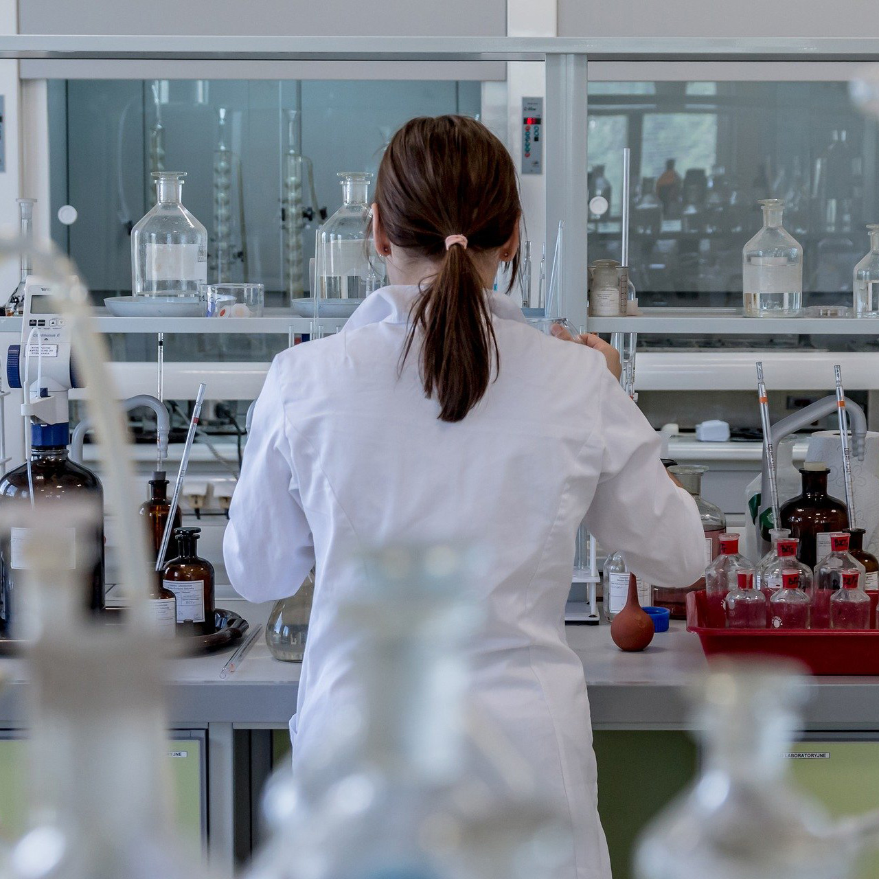 Woman working in a laboratory