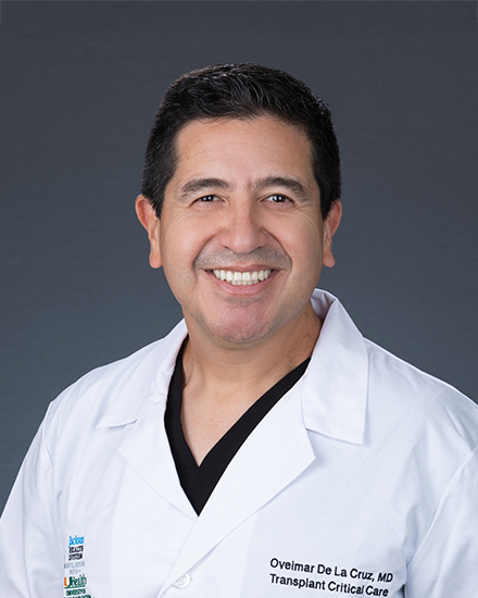 Oveimar De La Cruz, M.D.