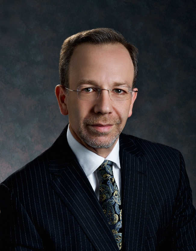 Sander Dubovy Headshot