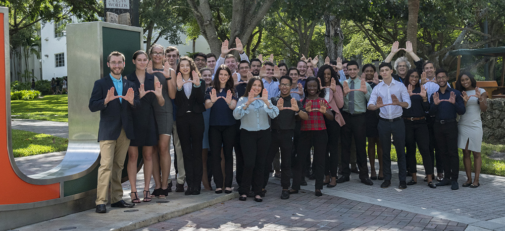 Large group of summer students